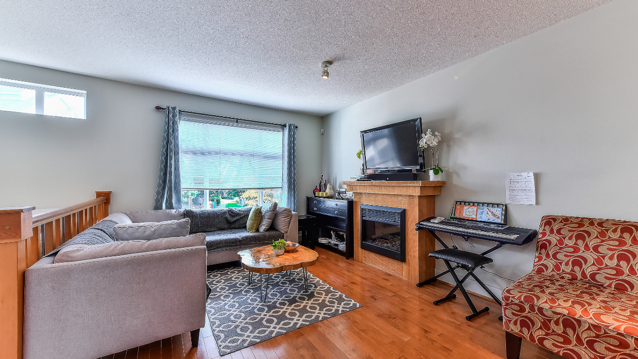 121-16177 83 Ave, Surrey, BC, V4N 5T3 Scene 2