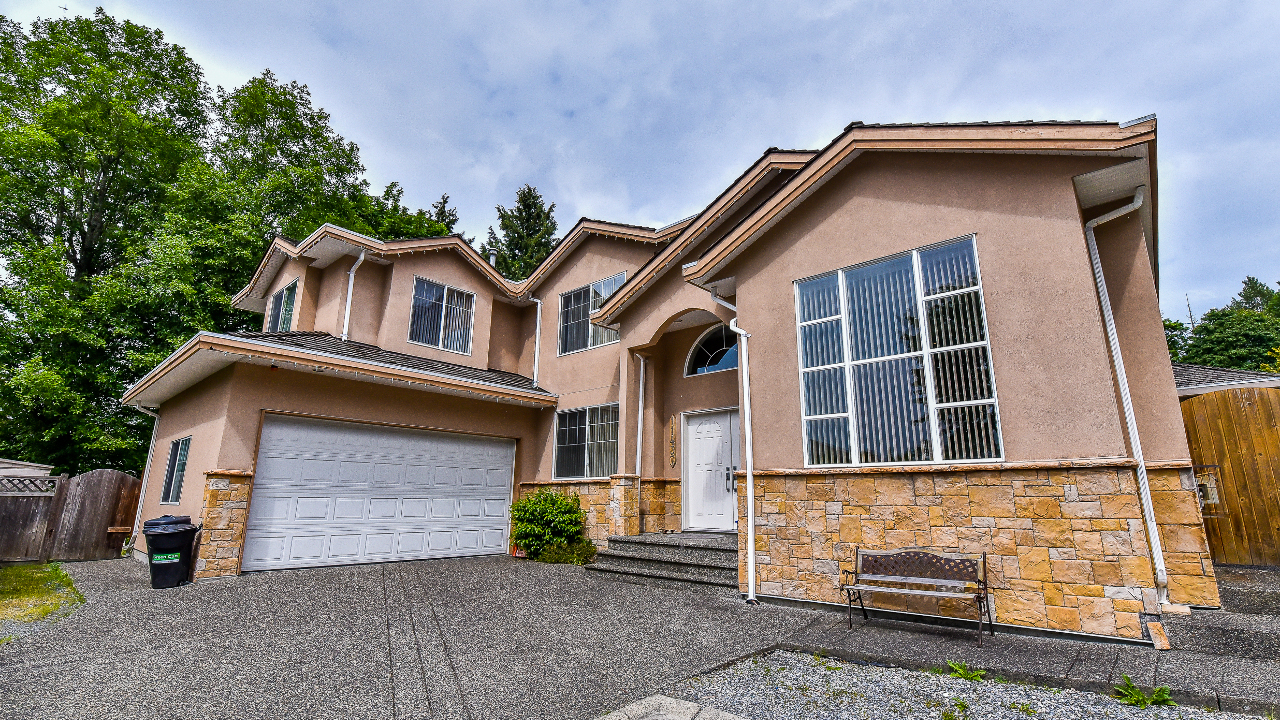 11437 91A AVENUE, Delta, BC, V4C 3K4 Scene 1