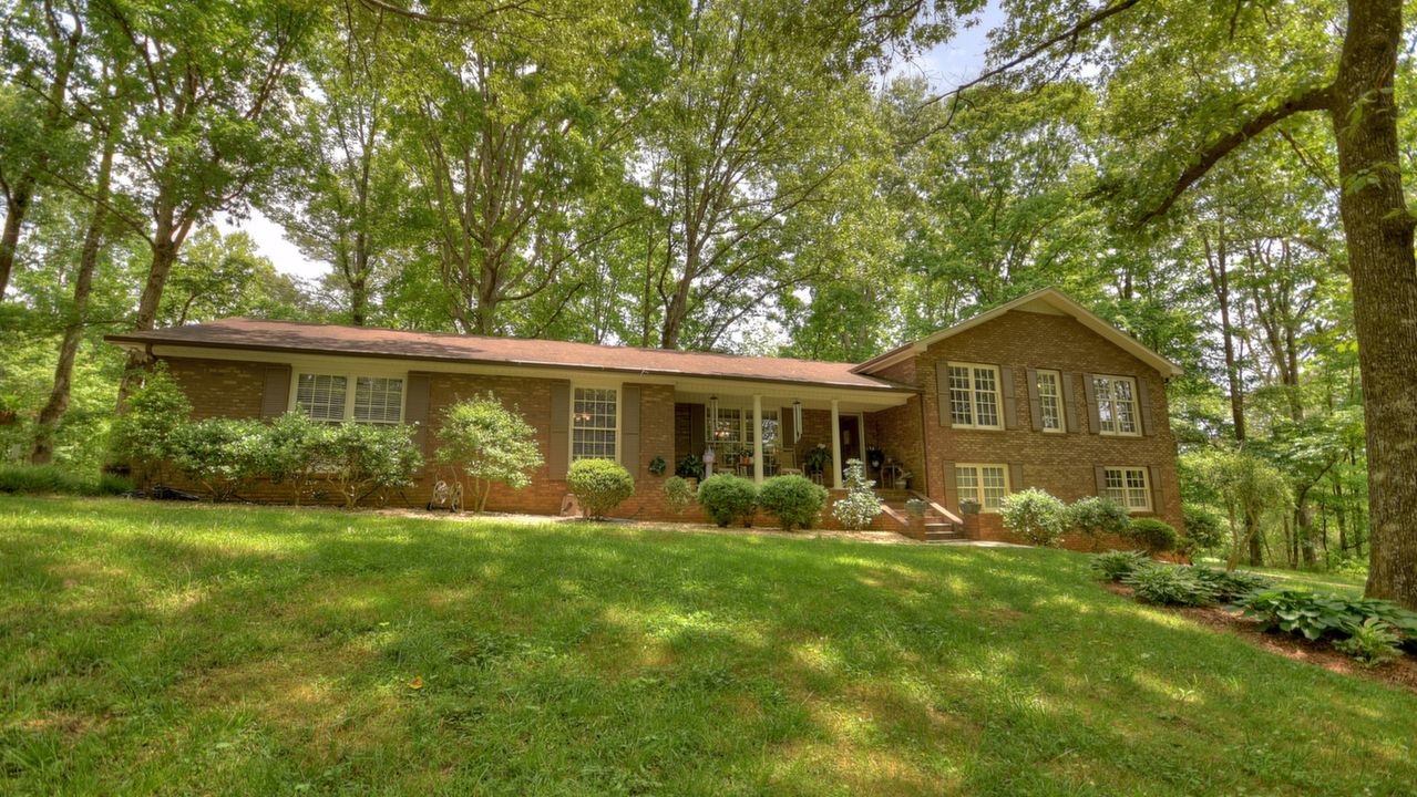 822 Tails Creek Rd, Ellijay, GA, 30540 Scene 4