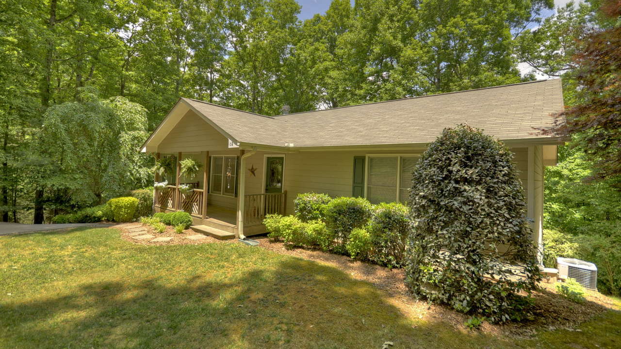 132 Navaho Way, Ellijay, GA, 30540 Scene 2